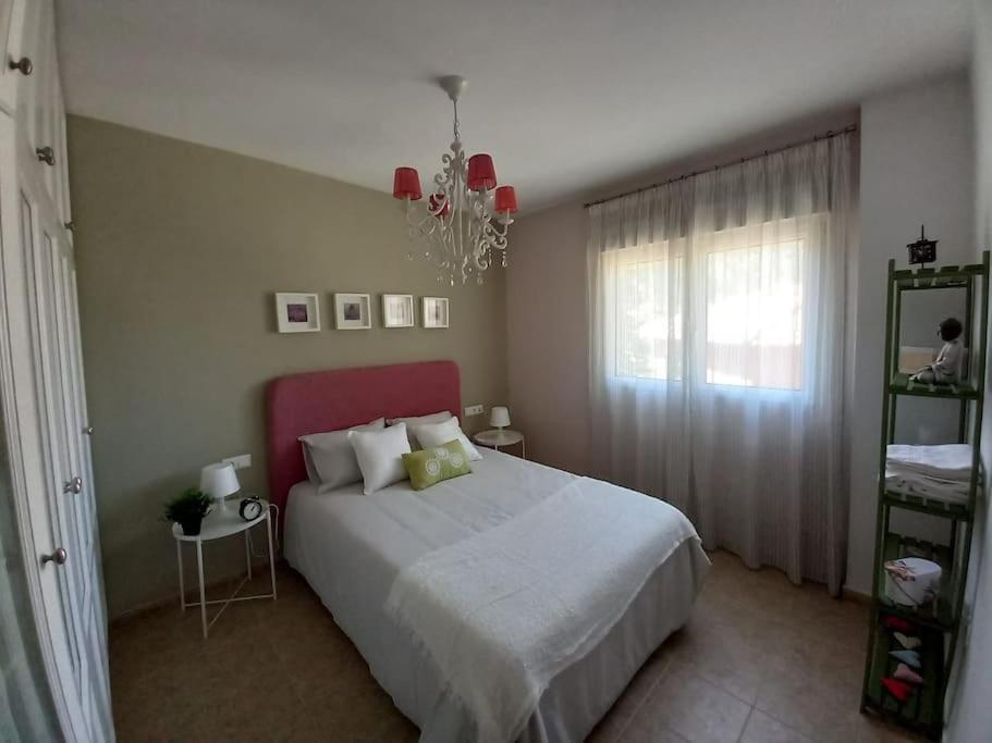 Apartamento Tranquilo Cerca De Zonas Verdes 希耶萨 外观 照片